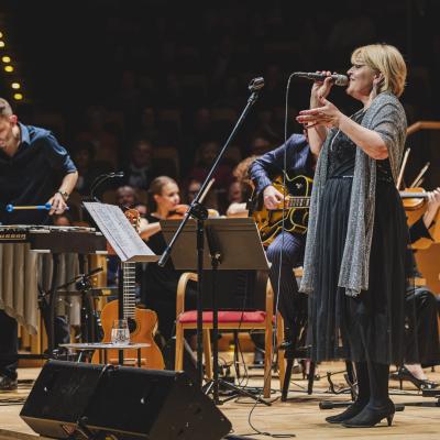 Koncert symfoniczny - Dzień Kobiet