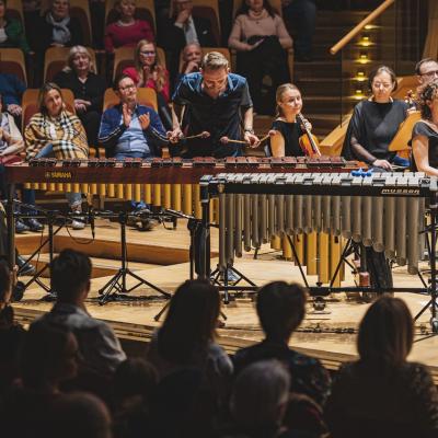 Koncert symfoniczny - Dzień Kobiet